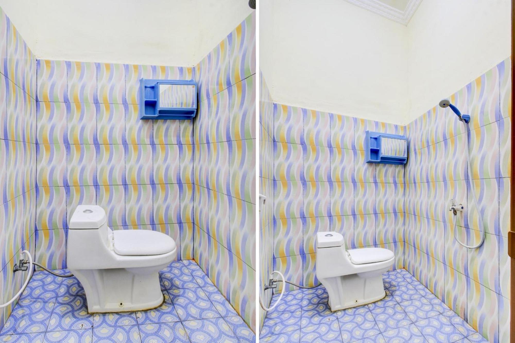 Oyo 90725 Zeevanna Guest House Syariah Кедірі Екстер'єр фото